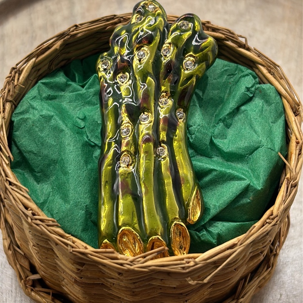 Vintage Saxon Enamel Asparagus Brooch